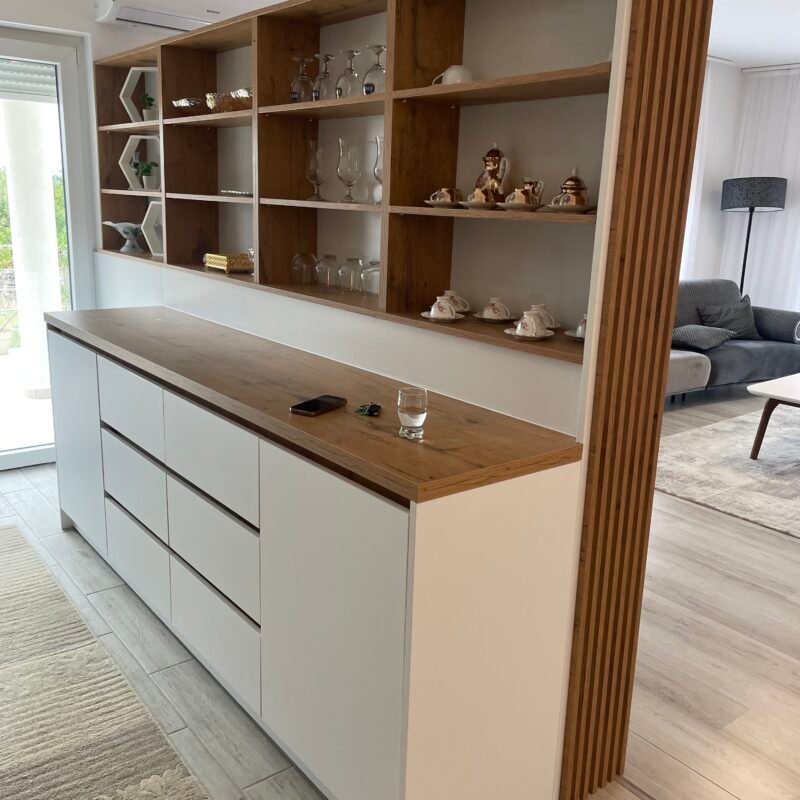 Kitchen bar